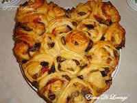 min-cuore-di-rose-salato-con-melanzane-e-mozzarella.jpg