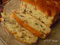 Torta salata wurstel e olive