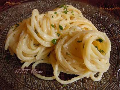 Spaghetti cremosi al limone senza panna